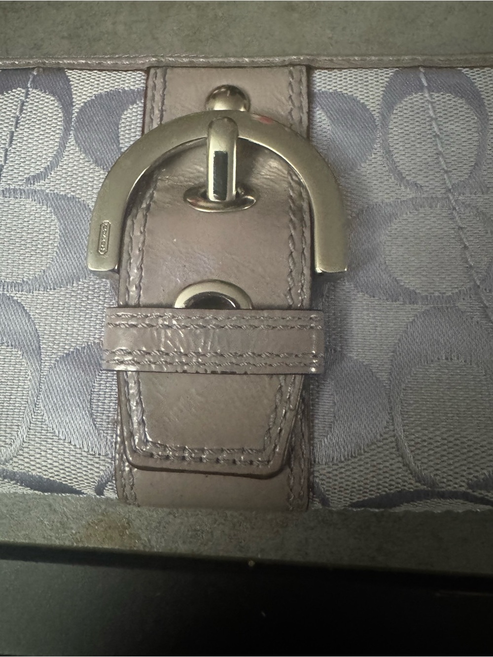 Coach Signature Canvas Wallet - Picture 2 of 8